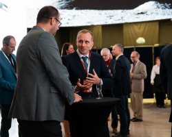 oslava v Planetariu